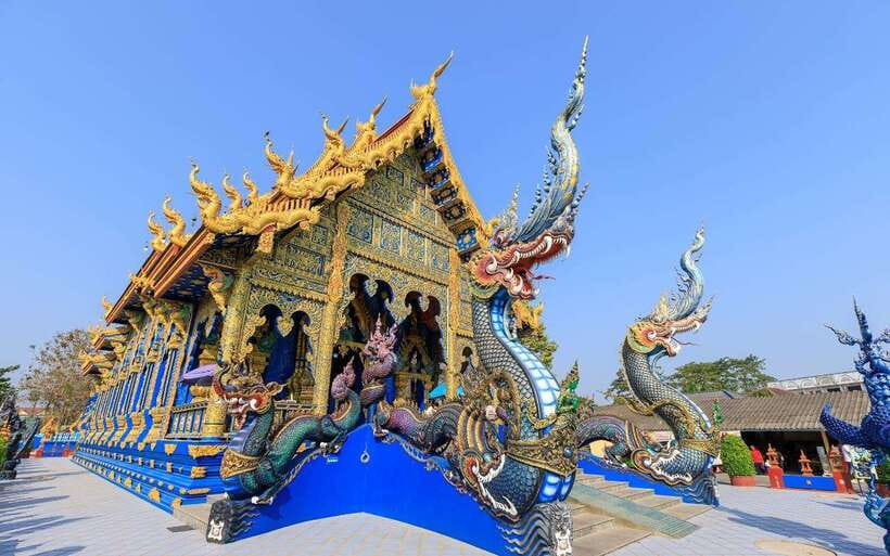 Chiang Mai: White, Blue & Big Buddha Temples in Chiang Rai - Wat Rong Suea Ten Blue Temple: Blue-and-Gold Murals That Reward Slow Looking