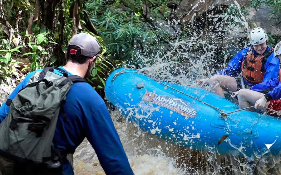 Chiang Mai: Whitewater Rafting and Waterfall Trekking Tour - Lunch reset before the water hits