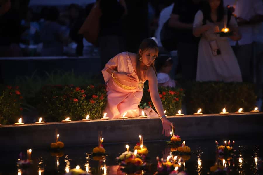 Chiang Mai: Yeepeng Lanna Lantern Festival 2026 (Official) - Why Yee Peng Lanna Lantern Festival 2026 in Lamphun Feels Special