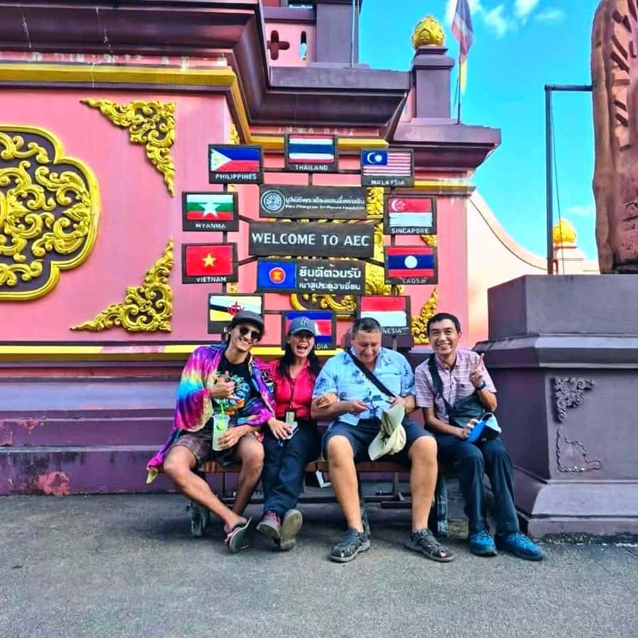 Chiang Rai: 3 Temples and Golden Triangle 1 Day Tour - Key moments worth planning for