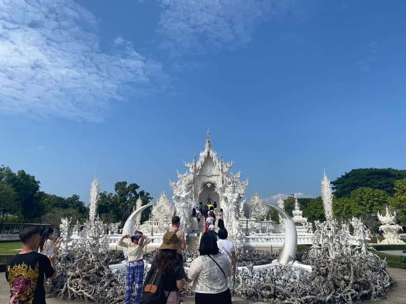 Chiang Rai: 3 Temples, Long Neck Village & Lalitta Café - Wat Huay Pla Kang, the Big Buddha: Guanyin on a Hilltop