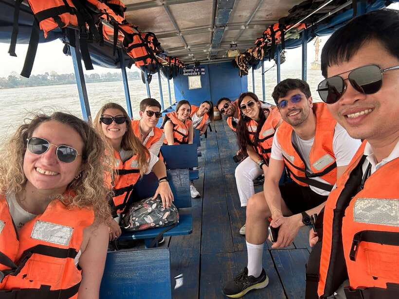 Chiang Rai: 7 Most Famous Highlights With Mekong Boat Trip - Mekong speedboat to Laos market: why the river ride matters