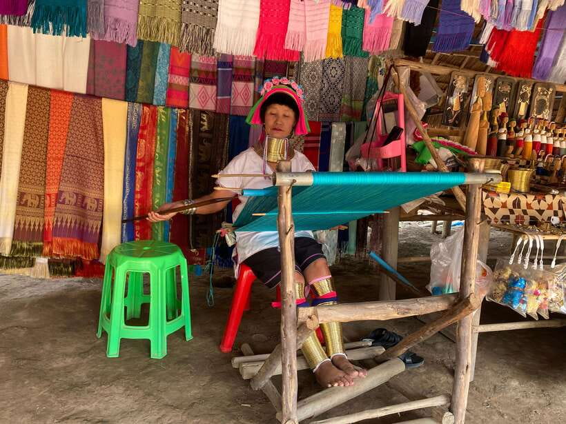 Chiang Rai: City Highlights One-Day Tour with Thai Lunch - Golden Triangle and House of Opium: history with the right expectations