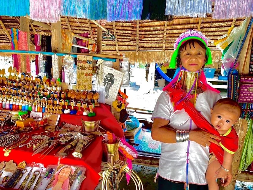Chiang Rai: Discover 7 Must-See Spots & Lunch Included - Golden Triangle and the Mekong River, where countries meet