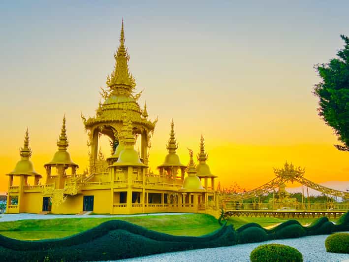 Chiang Rai: Discover 7 Must-See Spots & Lunch Included - Hotel pickup and transportation, the stuff that makes or breaks the day