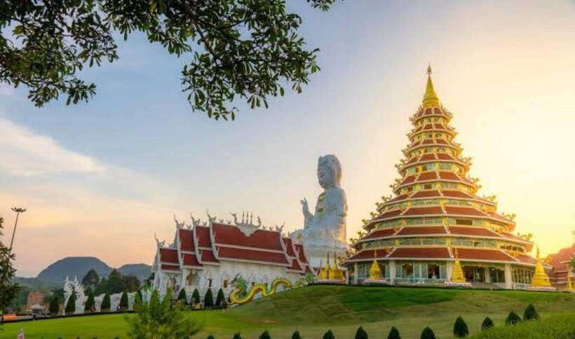 Chiang Rai: Excursion White, Blue,Red Temples & Lalitta Café - Chiang Rai Temple Hopping, With Real Variety (and a Long Drive)