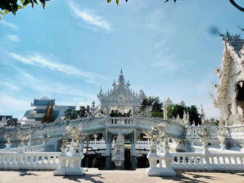 Chiang Rai: Excursion White, Blue,Red Temples & Lalitta Café - Wat Huay Pla Kang, the Big Buddha: Guanyin on the Hill and a Chance to Slow Down