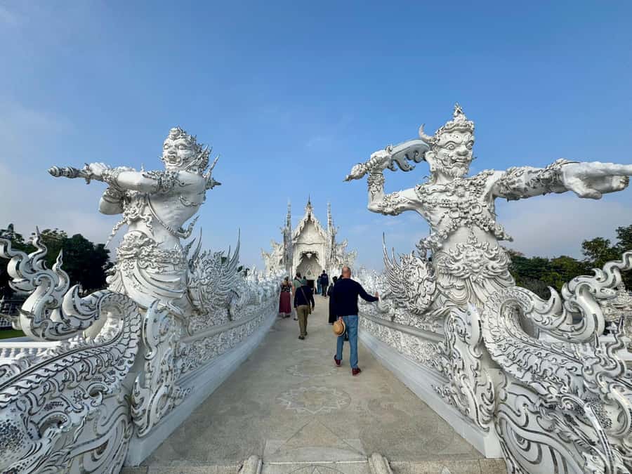 Chiang Rai: Explore 7 Major Sites with All Tickets Included - Longneck Karen Village: Cultural Learning With Time to Ask and Browse