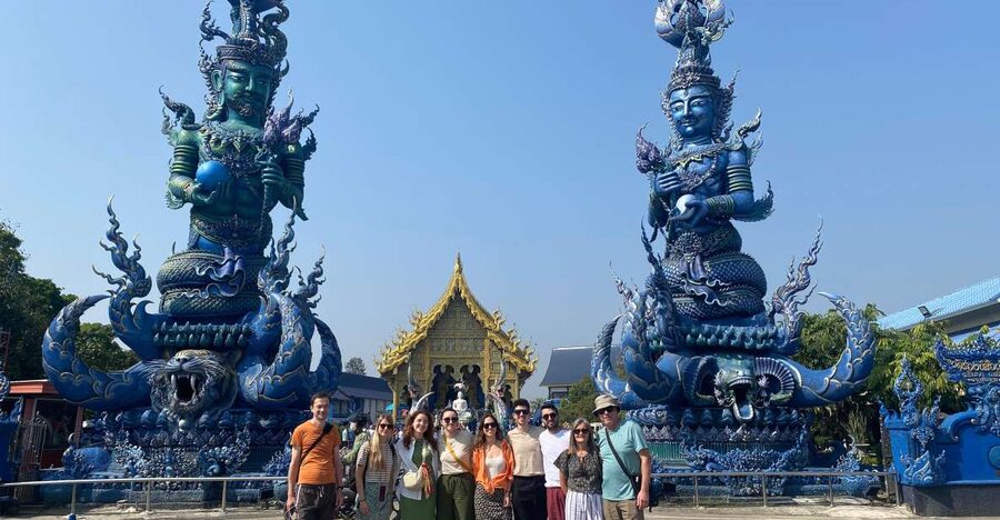 Chiang Rai Guide: Popular 7places 3Colors ,Golden Triangle - Wat Rong Khun White Temple: where the art has rules