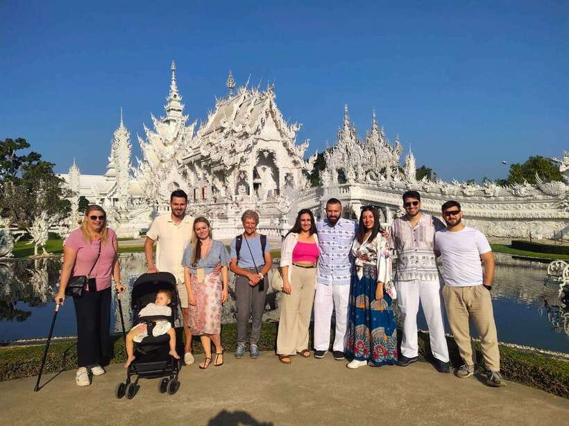 Chiang Rai: Guided Highlights Guided Tour with Buffet Lunch - A small-group Chiang Rai day with comfortable driving