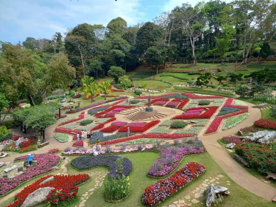 Chiang Rai: Mountains Discovery Doi Mae Salong & Doi Tung - Mae Fah Luang Gardens: a walk you can actually enjoy