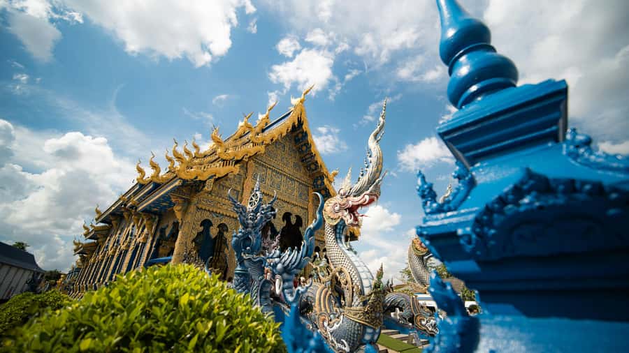 Chiang Rai: Private 1 Day Temple Tour - Price and value: what $184 really means for up to 4 people