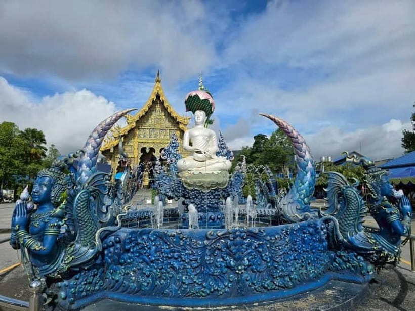Chiang Rai: Private Tour with Driver and Custom Itinerary - Lalitta Café break: timing matters in a 10-hour day