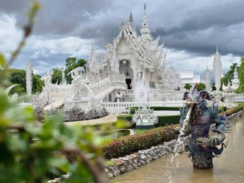 Chiang Rai: Private Tour with Driver and Custom Itinerary - Price and logistics: what $92 per group really means