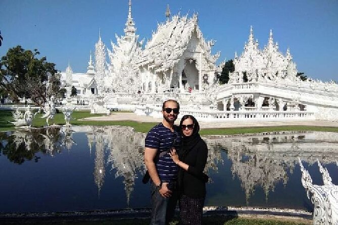 Chiang Rai Temples: Private Tour from Chiang Mai - Comfort and photo help: where the private guide really earns its keep