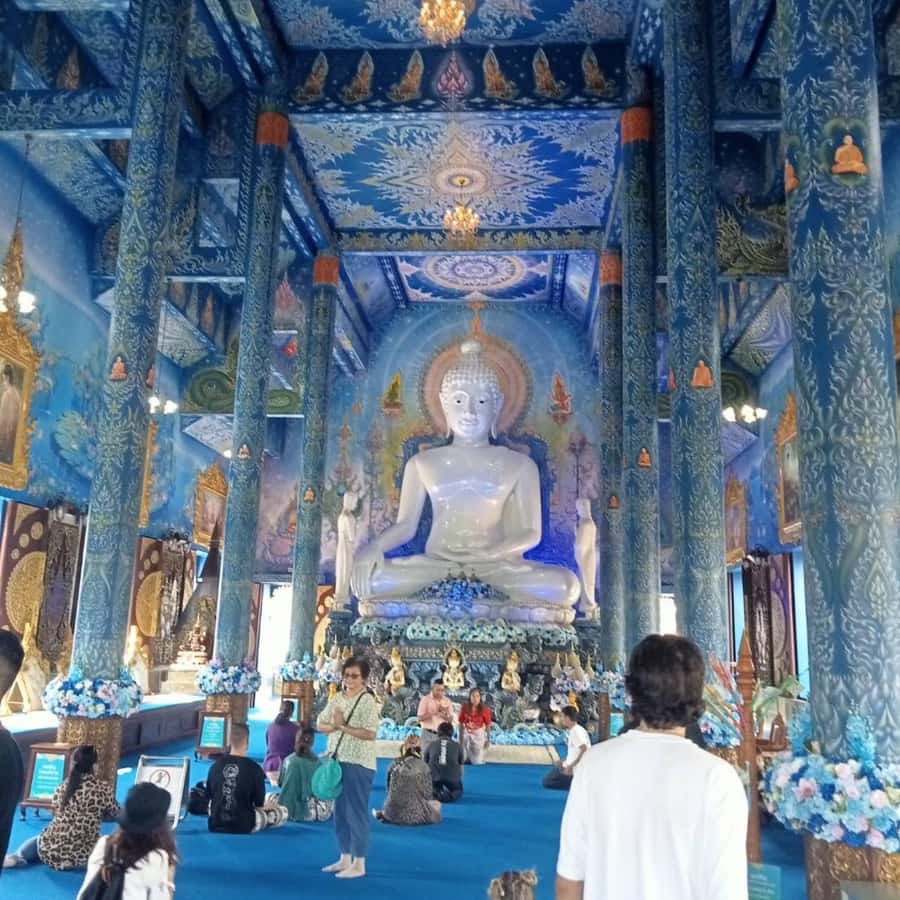 Chiang Rai White & Blue & Huay Pla Kang Temple& Lalitta Cafe - Wat Rong Khun White Temple: art-first, photo-ready, and ticketed