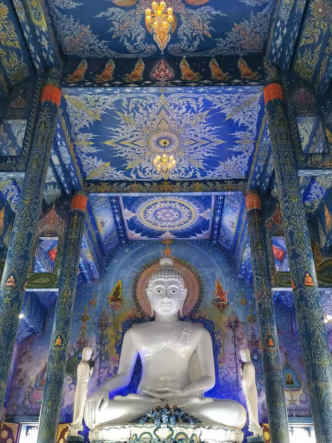 Chiang Rai: White, Blue, Red Temples, Long Neck Tour - What Your Guide Changes: The Difference Between Seeing and Understanding