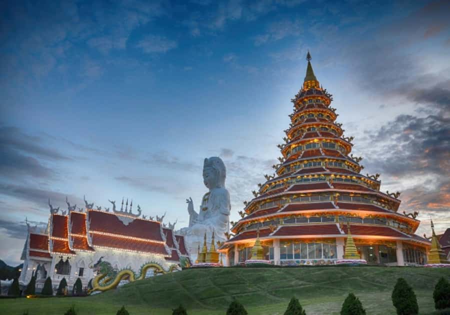 Chiang Rai: White, Blue, Red Temples, Long Neck Tour - Long Neck Karen Village: Culture Viewing Plus Practical Shopping Time
