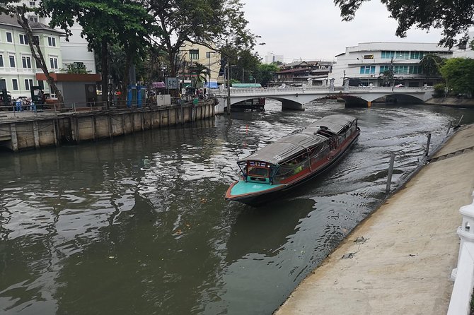 CHOB Bangkok Walking Tour (Talking + Walking + Eating) - Traditional Thai foods and dance: when the tour turns sensory