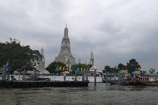 CHOB Bangkok Walking Tour (Talking + Walking + Eating) - Khaosan Road, backpacker energy, and shopping with context