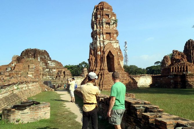 Colors of Ayutthaya Full-Day Bike Tour - Lunch and the included comfort pieces that keep you going