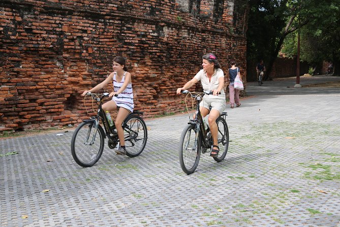Colors of Ayutthaya Full-Day Bike Tour - Who should book this Ayutthaya full-day cycling tour
