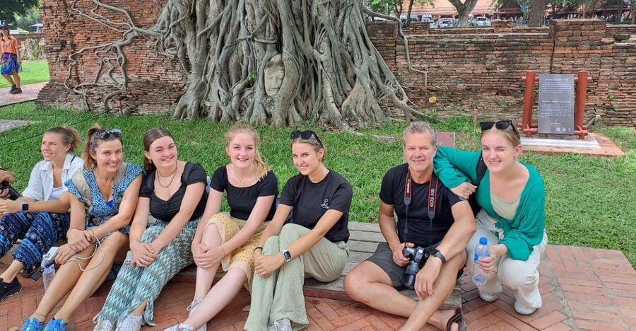 Colors of Ayutthaya: UNESCO Heritage 6 hour Bicycle Tour - Getting to the meeting point near PomPhet Fort
