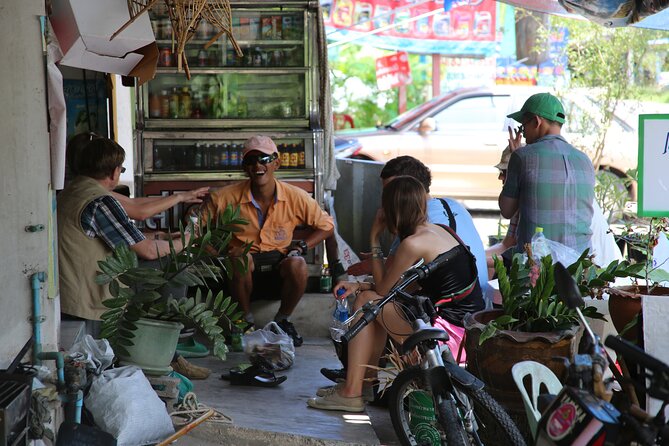 Colors of Damnoen Saduak from Bangkok - Lunch by the riverside, plus the coconut sugar tasting