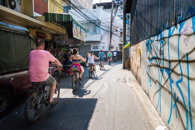 Countryside Bangkok and a Local Floating Market Tour by Bicycle Including Lunch - Rolling into the outskirts: plantations, rural wetlands, and short boat breaks