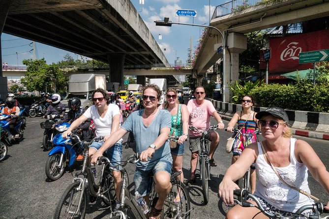 Countryside Bangkok and a Local Floating Market Tour by Bicycle Including Lunch - Floating market time: Thai tapas on the water
