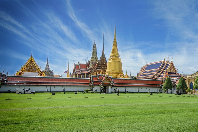 Cultural Treasures of Bangkok: Temples & Royal Palace Tour - Dress code and temple rules, the stuff that decides your experience