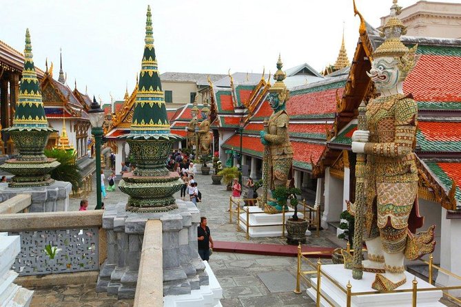 Damnern Saduak Floating Market, Grand Palace and Wat Phra Keo Tour from Bangkok - Price and value: does $175.48 cover what you actually care about?