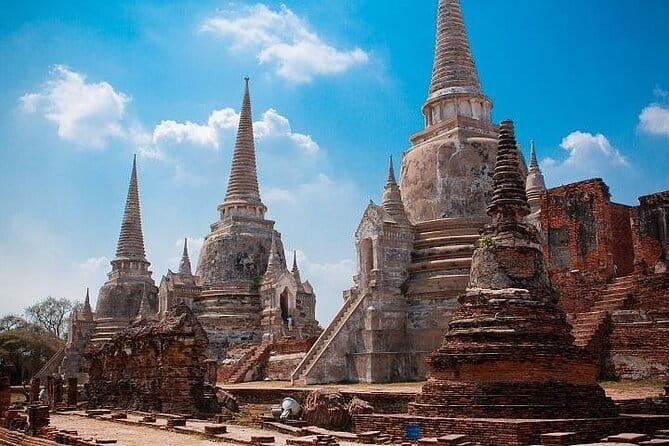 Damnoen Saduak Floating Market & Railway Market Tour from Bangkok - Price and Value: What $26.78 Gets You