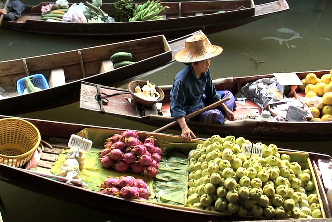 Damnoen Saduak Floating Market with Paddle Boat Ride (ex Bangkok) - Getting out of Bangkok early: the 7:00am transfer rhythm