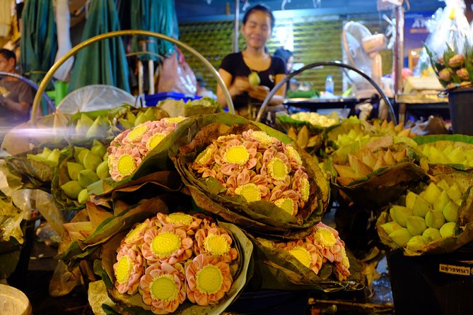 Discover Bangkok at Night 5-Hour Bike Tour with dinner - FAQ