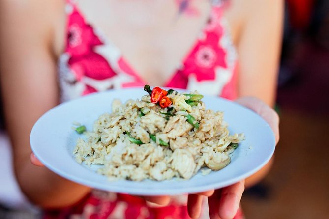 Drinks & Bites in Bangkok Private Tour - ขนมจีนเจ๊เฉย Stop 3: Fermented Rice Noodles with Curries