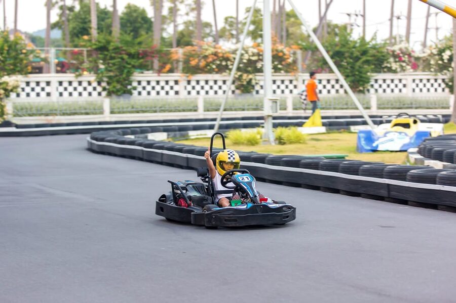 EasyKart Pattaya (Bali Hai Pier) : Go-Kart Racing Experience - Two tracks for beginners and advanced drivers