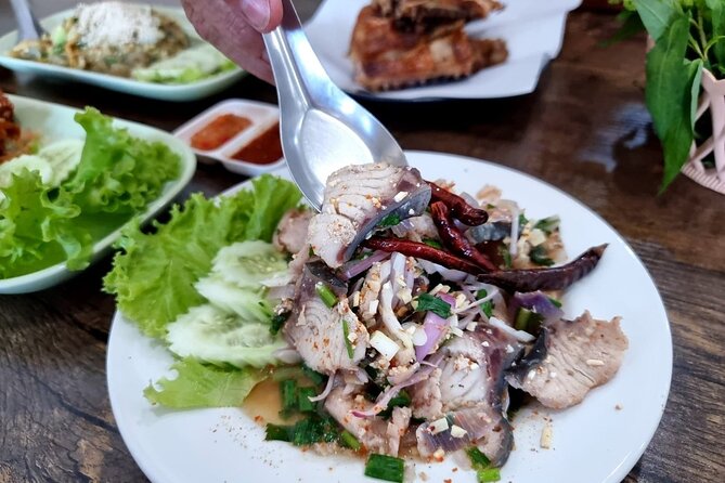 Eat Like a Local Food Tour in Hua Hin - Stop 3: Regional food from Esaan, North, and Central Thailand