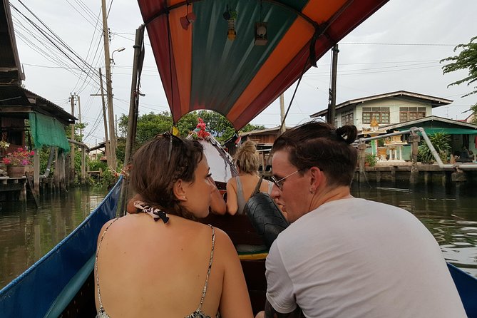 Explore Bangkok by Bike & Boat with Lunch - Baan Silapin lunch: old Thai house by the canal and real pause time