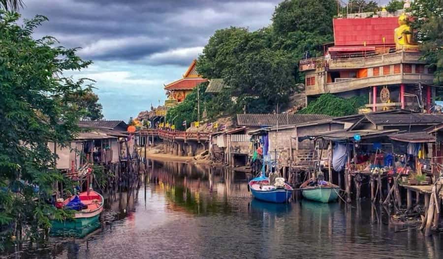 Explore Hua Hin Half-Day Small-Group Tour with Lunch - Pickup and Van Ride: The Part That Sets the Tone