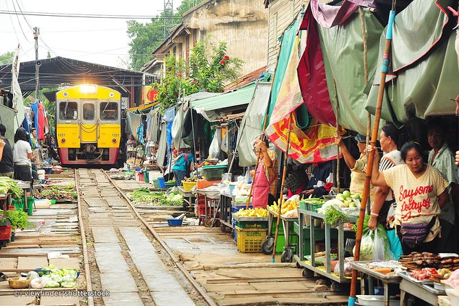 Famous Markets Tour: Maeklong Railway & Damnoen Saduak Floating - Should You Book This Railway and Floating Market Tour?