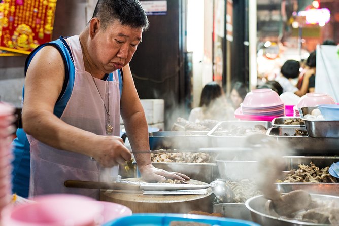 Flavors of Bangkok: Small-Group Chinatown Evening Food Tour - What You’ll Taste in Bangkok: Savory Bites and Sweet Finishes