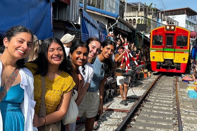 Floating and Railway Markets Private Tour - Key things to know before you go