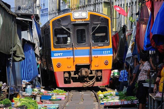 Floating Market Damnoen Saduak and Meklong Railway Market: Half Day Tour - Price and what you actually get for $120.81