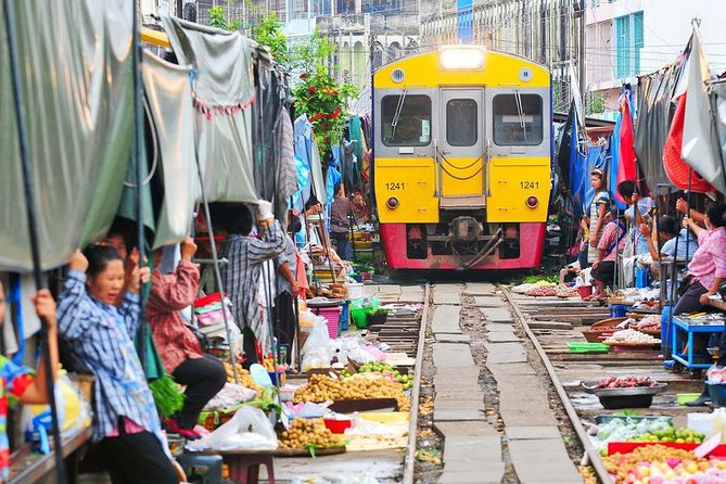Floating Market & Railway Market Bangkok - Getting From Bangkok to Maeklong: Pickup, Timing, and the Early Start