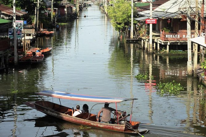 Floating Market & Railway Market Bangkok - Maeklong Railway Market: Seeing Hoop Rom in Action