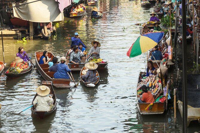 Floating Market with Great Pagoda Temple and Wat Sam Phran - Wat Sam Phran Dragon Temple: walking up the dragon for the payoff