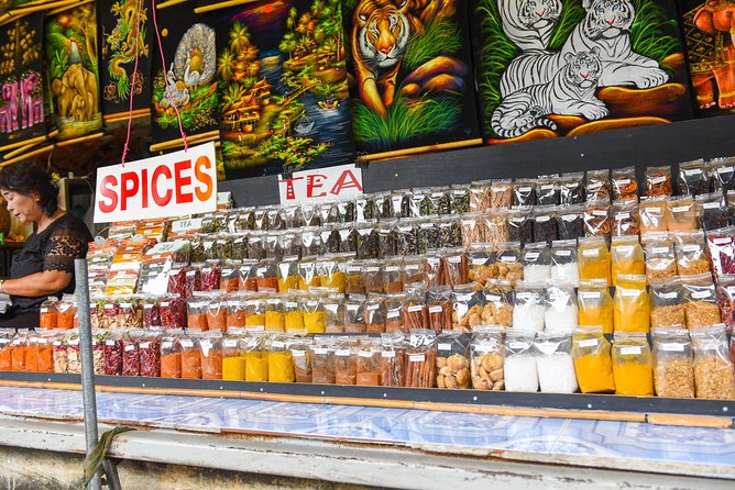 Floating Markets Day Trip from Bangkok - Coconut Sugar Farm Stop: a quick 40 minutes of sweet education