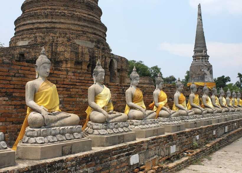 From Bangkok: Ayutthaya Ancient City Temple Tour - Wihan Phra Mongkolbophit: The Giant Buddha at Subduing Mara