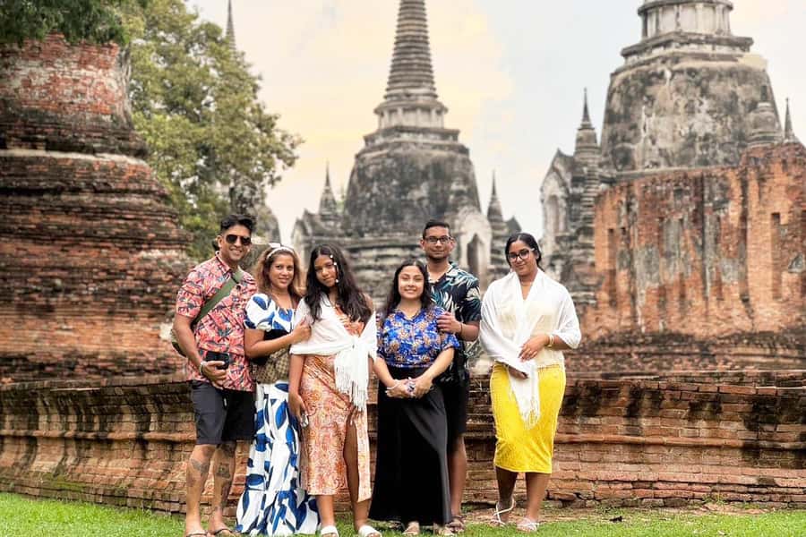 From Bangkok: Ayutthaya Heritage Site & Boat Ride (Private) - First temple stop: Wat Phanan Choeng and the golden Buddha moment